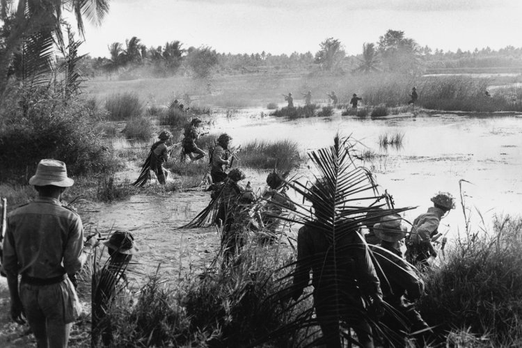 Resumo sobre o Histórico e Antecedentes da Guerra do Vietnã